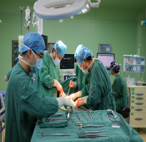 西藏阜康腫瘤醫(yī)院成功完成巨大腎腫瘤根治術(shù)